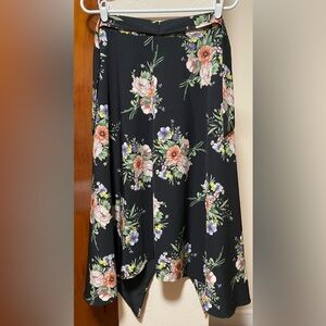 TopShop Black Floral Skirt Size 2